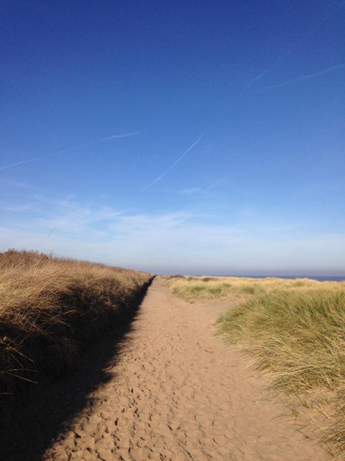Manor Farm Stay Sutton-on-Sea Экстерьер фото