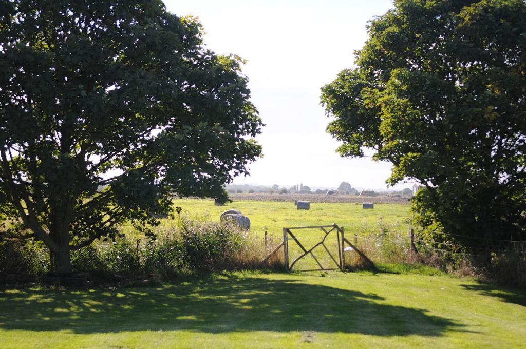 Manor Farm Stay Sutton-on-Sea Экстерьер фото